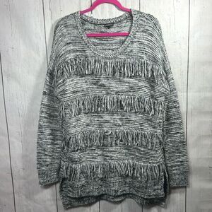 Express Gray Fringe Knit Sweater Womens L Boho Cozy Textured Chunky Pullover